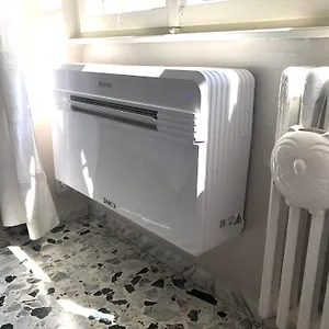 Questa Casa Non E Un Ciu-atr 9390-9 Roma
